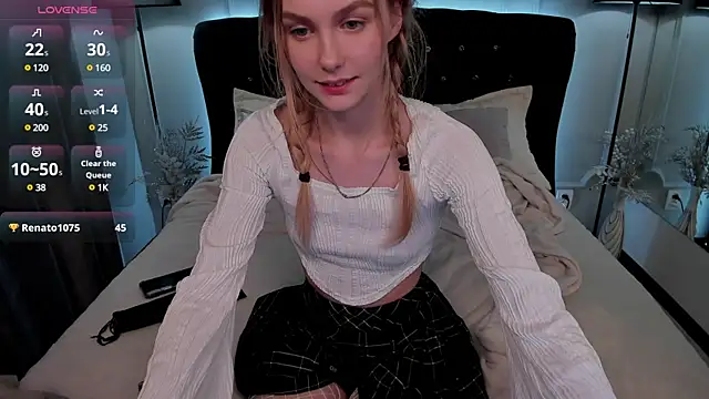 Molly Pink  online show from 14, 1, 2025