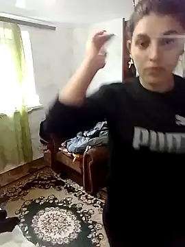 Rosanna Rennie online show from 9, 10, 2025