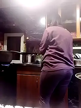 Rosanna Rennie online show from 28, 10, 2025