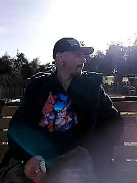 Snapshot of AQuickPhyx chatting on 16, 3, 2025 AQuickPhyx online show from 16, 3, 2025