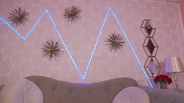 Snapshot of BustyEva_ chatting on 10, 4, 2026 BustyEva online show from 10, 4, 2026