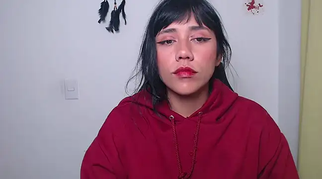 juli love11 online show from 9, 2, 2025