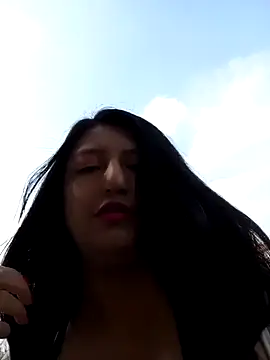 Snapshot of Melyy_Edii chatting on 14, 2, 2025 Melyy Edii online show from 14, 2, 2025