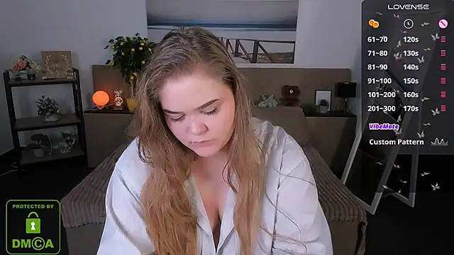 Snapshot of Erica__Alta chatting on 2, 2, 2025 Erica  Alta online show from 2, 2, 2025