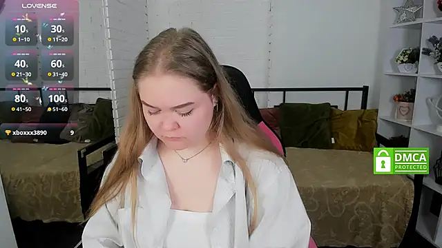Snapshot of Erica__Alta chatting on 10, 2, 2025 Erica  Alta online show from 10, 2, 2025