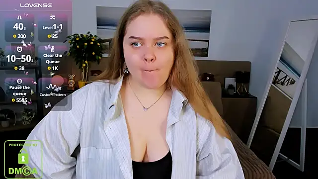 Snapshot of Erica__Alta chatting on 8, 3, 2025 Erica  Alta online show from 8, 3, 2025