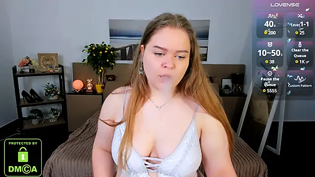 Snapshot of Erica__Alta chatting on 11, 3, 2025 Erica  Alta online show from 11, 3, 2025