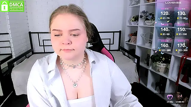 Snapshot of Erica__Alta chatting on 23, 3, 2025 Erica  Alta online show from 23, 3, 2025