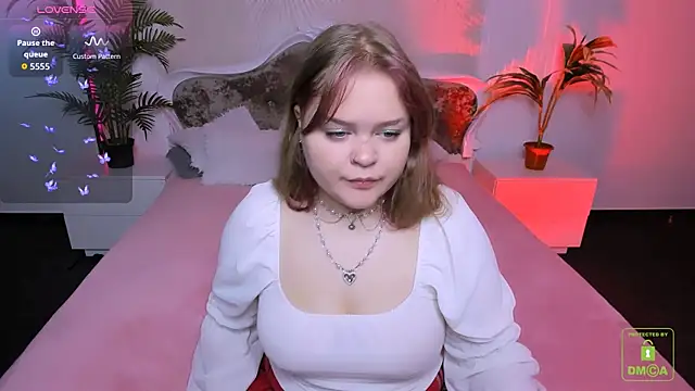 Snapshot of Erica__Alta chatting on 27, 9, 2025 Erica  Alta online show from 27, 9, 2025