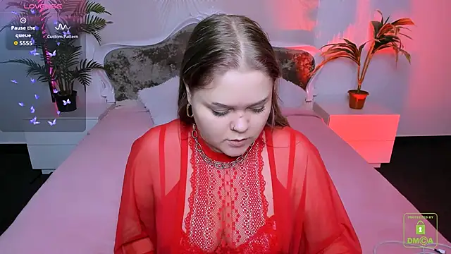 Snapshot of Erica__Alta chatting on 1, 10, 2025 Erica  Alta online show from 1, 10, 2025
