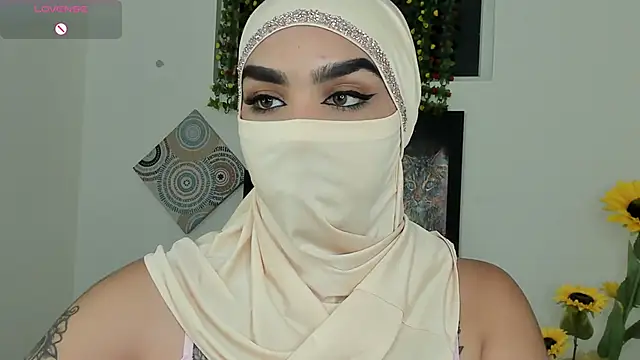 Snapshot of Maissa_Alabi chatting on 8, 9, 2025 Maissa Alabi online show from 8, 9, 2025