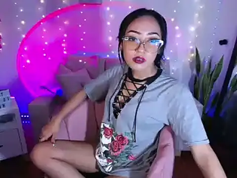 victoria ricci a online show from 20, 3, 2025