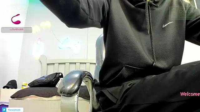 HarolddXL online show from 4, 12, 2025