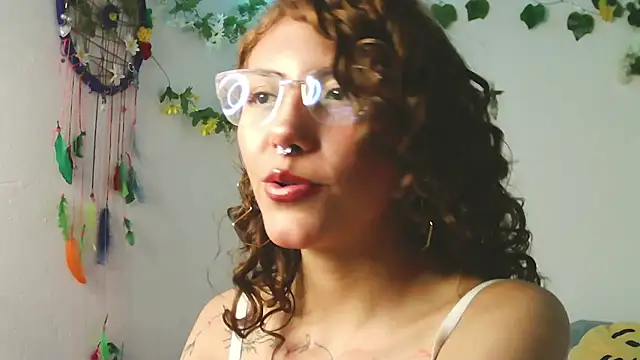 Snapshot of zoe_ch_ chatting on 16, 9, 2025 zoe ch online show from 16, 9, 2025