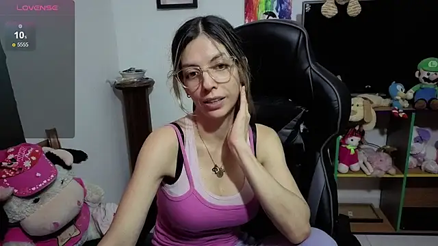 Princezzlove3 online show from 25, 10, 2025