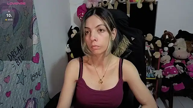 Princezzlove3 online show from 27, 11, 2025