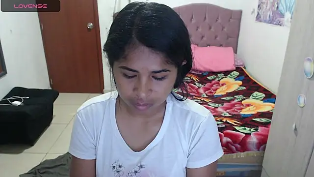 Snapshot of july-feria chatting on 18, 12, 2025 july-feria online show from 18, 12, 2025