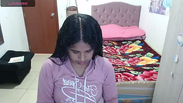 Snapshot of july-feria chatting on 19, 12, 2025 july-feria online show from 19, 12, 2025