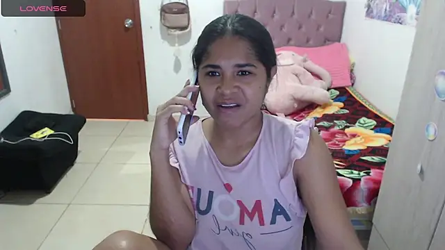 Snapshot of july-feria chatting on 22, 12, 2025 july-feria online show from 22, 12, 2025