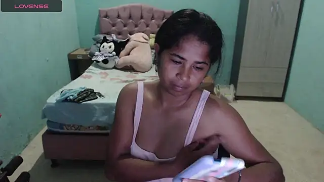 Snapshot of july-feria chatting on 8, 4, 2026 july-feria online show from 8, 4, 2026