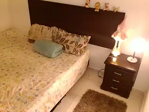 Snapshot of Aurrorasweet chatting on 11, 2, 2025 Aurrorasweet online show from 11, 2, 2025