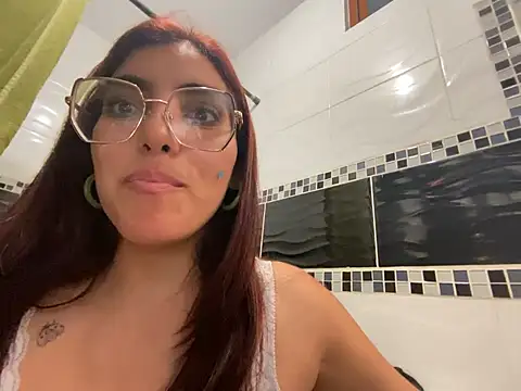MartinaSooler online show from 4, 3, 2025