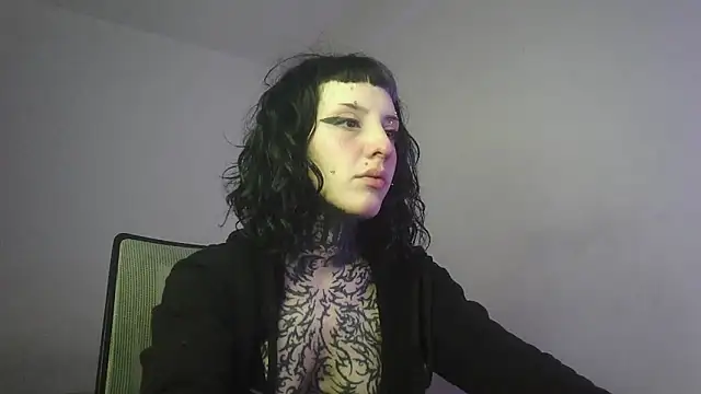 bad doll bb online show from 10, 9, 2025