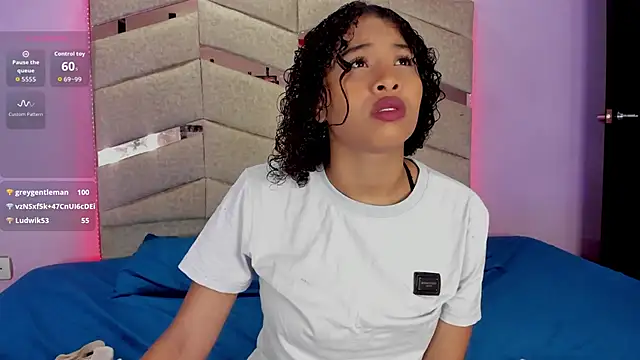 BrigitteRoy  online show from 25, 10, 2025