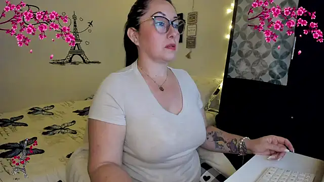 Snapshot of nataparis chatting on 8, 3, 2026 nataparis online show from 8, 3, 2026