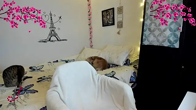 Snapshot of nataparis chatting on 10, 3, 2026 nataparis online show from 10, 3, 2026