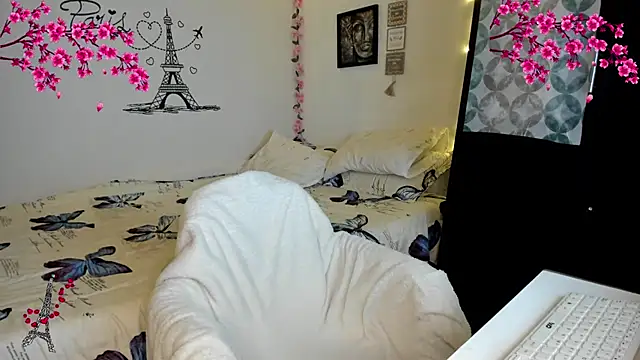 Snapshot of nataparis chatting on 24, 3, 2026 nataparis online show from 24, 3, 2026