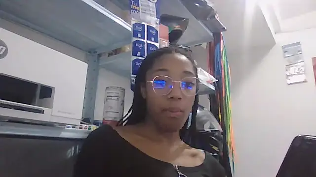 esmeralda-bk online show from 28, 2, 2025