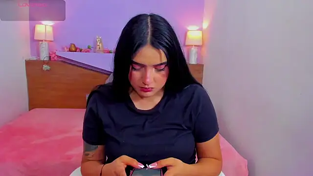 ScarletEmber3 online show from 22, 3, 2025