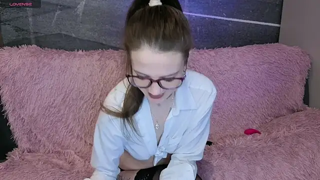 Iriss Miller online show from 27, 2, 2026