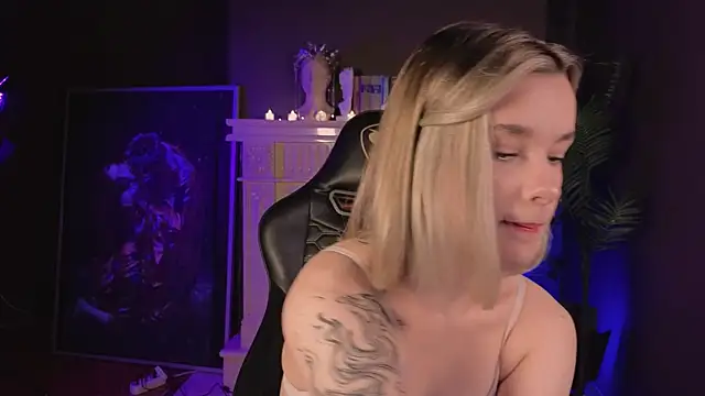 Snapshot of Bella_Alita chatting on 15, 1, 2025 Bella Alita online show from 15, 1, 2025