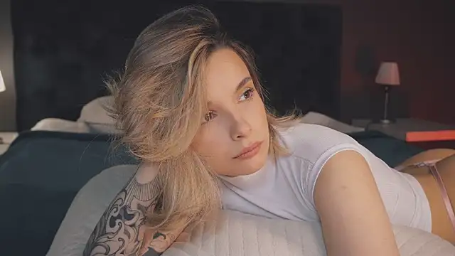 Snapshot of Bella_Alita chatting on 15, 3, 2025 Bella Alita online show from 15, 3, 2025