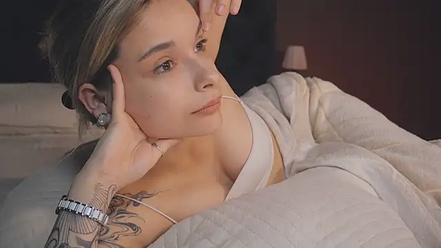 Snapshot of Bella_Alita chatting on 17, 3, 2025 Bella Alita online show from 17, 3, 2025