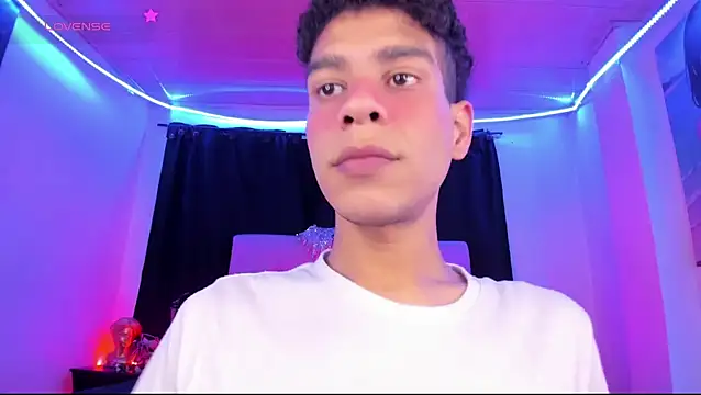 Ethan Boyy online show from 9, 6, 2026