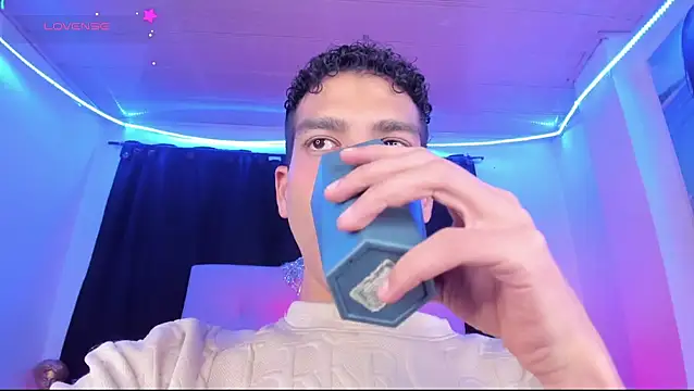 Ethan Boyy online show from 26, 6, 2026