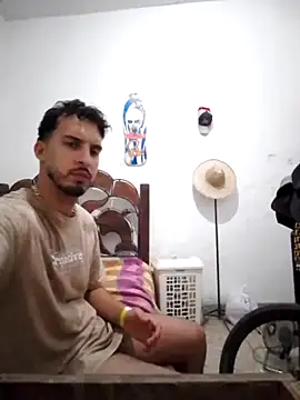 Snapshot of alejo5288 chatting on 21, 9, 2025 alejo5288 online show from 21, 9, 2025