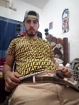 Snapshot of alejo5288 chatting on 21, 10, 2025 alejo5288 online show from 21, 10, 2025