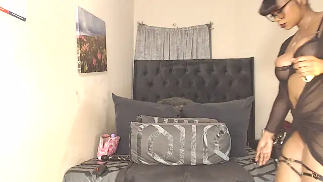 BarbieLadie online show from 4, 2, 2026