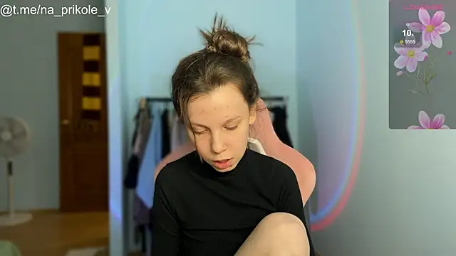 Snapshot of na_prikole_ chatting on 3, 10, 2025 na prikole  online show from 3, 10, 2025