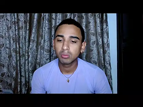 Snapshot of dannyhardx chatting on 17, 11, 2025 dannyhardx online show from 17, 11, 2025