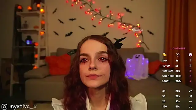 Snapshot of EliyaX chatting on 31, 10, 2025 EliyaX online show from 31, 10, 2025