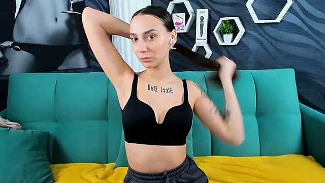 Snapshot of annabishop chatting on 20, 2, 2025 annabishop online show from 20, 2, 2025