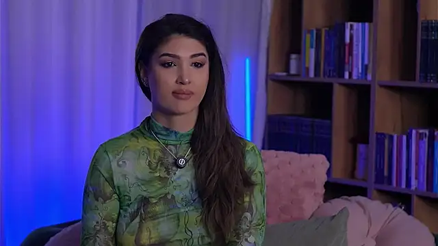 Snapshot of SarahPeach8 chatting on 8, 3, 2026 SarahPeach8 online show from 8, 3, 2026