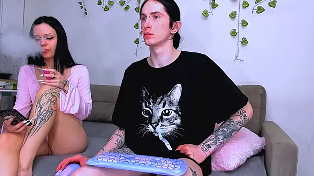 Snapshot of LadyTrep chatting on 8, 4, 2026 LadyTrep online show from 8, 4, 2026