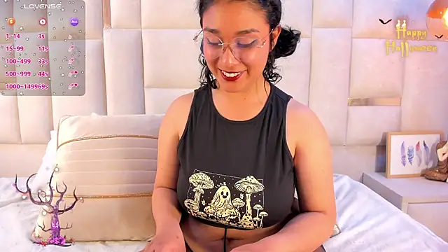 Tamara palacios online show from 30, 10, 2025