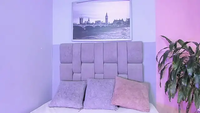 janna lopez  online show from 21, 10, 2025